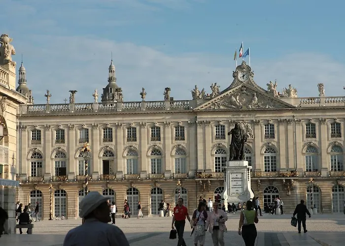 Les De Catherine, La Si Calme Nancy